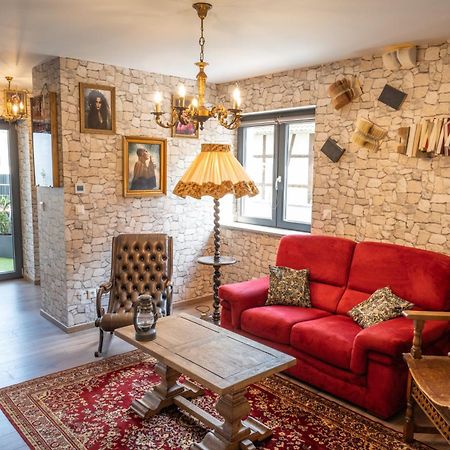 Le Refuge Des Sorciers Apartment Horbourg Bagian luar foto