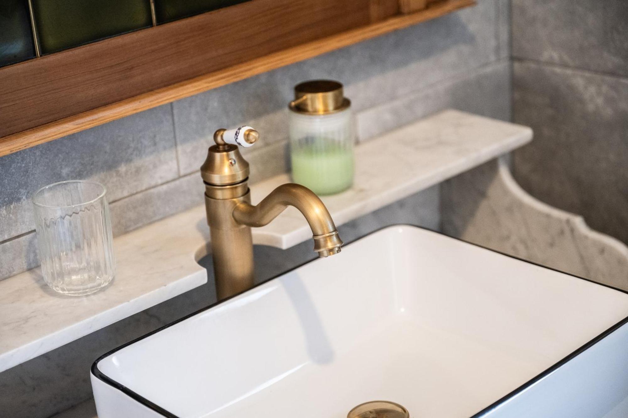 Le Refuge Des Sorciers Apartment Horbourg Bagian luar foto