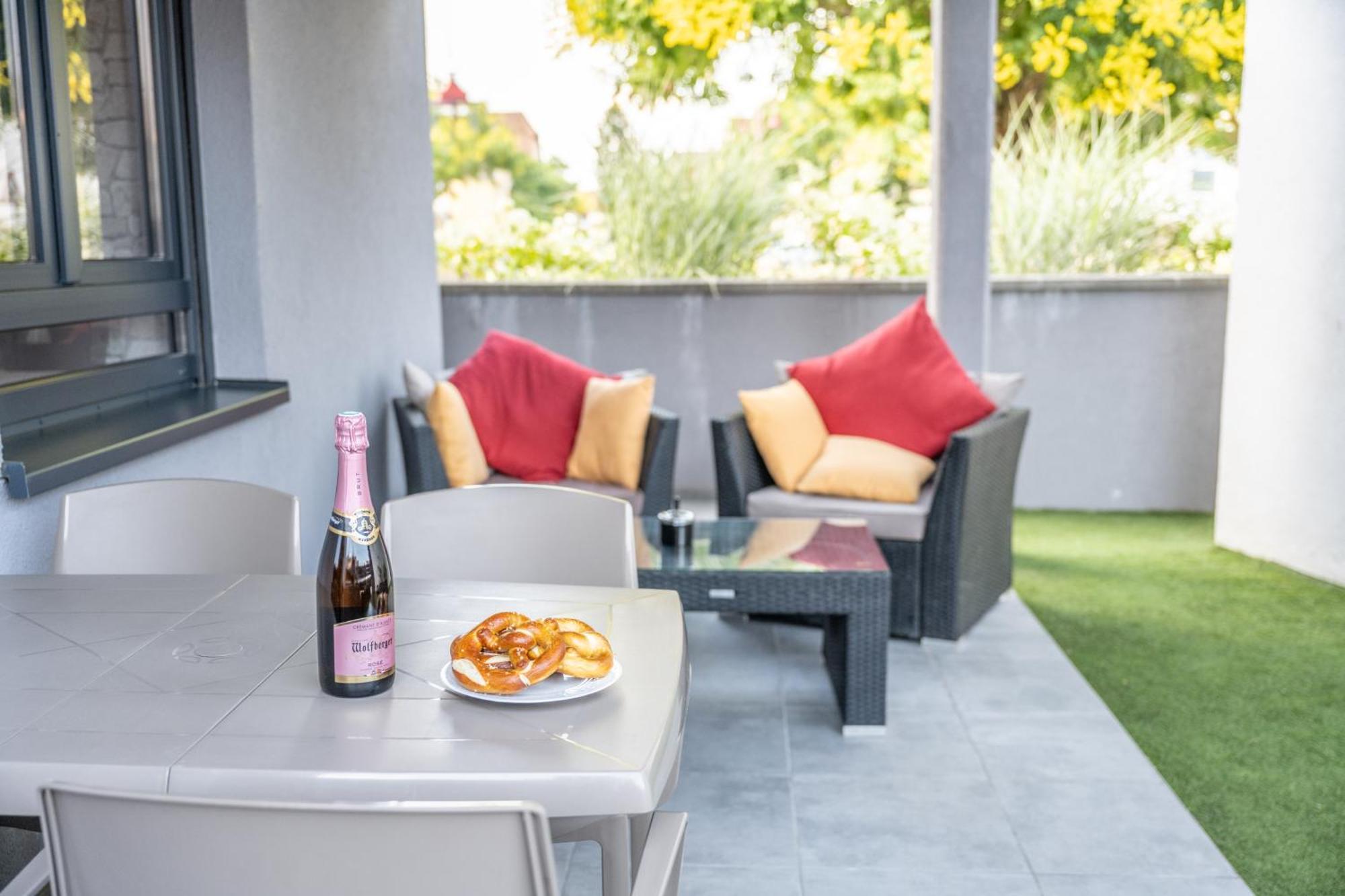 Le Refuge Des Sorciers Apartment Horbourg Bagian luar foto